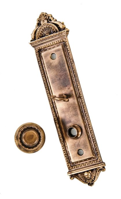 original early 20th century american ornamental cast bronze "portsmouth" pattern interior residential doorknob with matching oversized backplate
