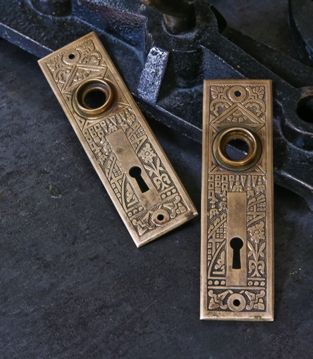 original matching late 19th century american interior residential ornamental wrought brass "ceylon" pattern doorknob backplates