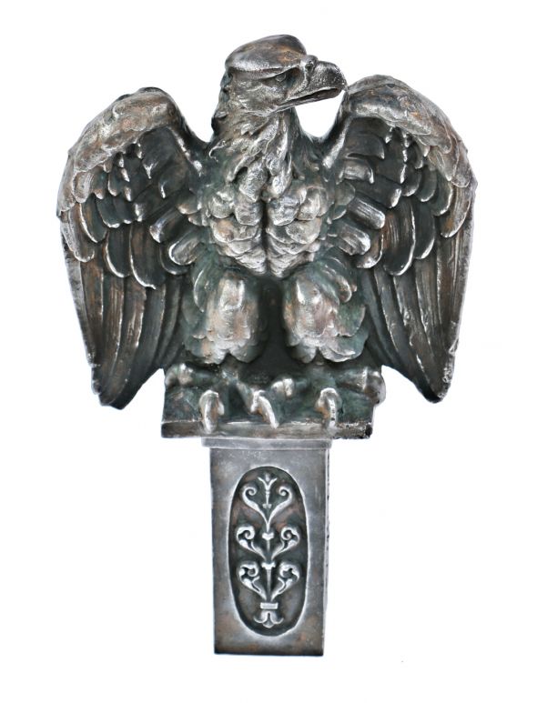 rare museum quality refinished freestanding heavy ornamental cast iron full-figured eagle salvaged from the non-extant chicago federal reserve building 