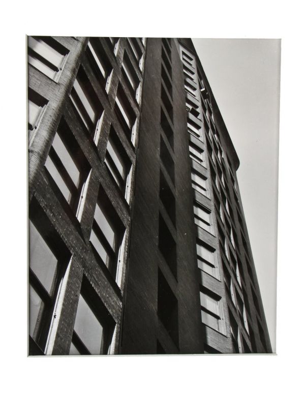 original and undated 8 x 10 signed gelatin silver print or photographic image of the monadnock building's facade taken by photographer richard nickel 