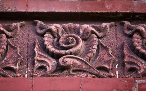 photographically capturing 19th century chicago architectural ornament can be hugely therapeutic